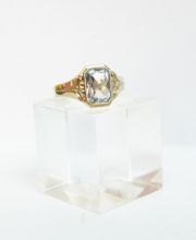 Damenring um 1910 aus 333/000 Gelbgold mit Blautopas A1681