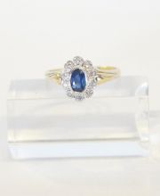 Eleganter englischer 375/000 Gelbgold 0,50ct Safir Brillantring 