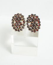 Antike 800/000 Silber  Ohrringe mit b�hmischen Granate A1156