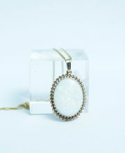 Grosser Edel Opal Anh�nger in 375/000 Gelbgold Fassung A1244