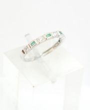 Sch�ner Vario Smaragd Brillant Ring in 375/000 Weissgold A1304