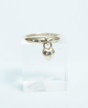 Verspielter Ring aus 375/000 Gelbgold mit beweglichen Herz A1298