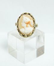 Antiker Damenring aus 585/000 Gelbgold mit Gemme A1523
