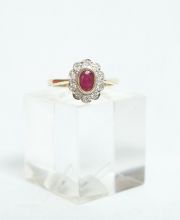 Aufwendiger Rubin Diamantring in 375/000 Gelbgold A1632